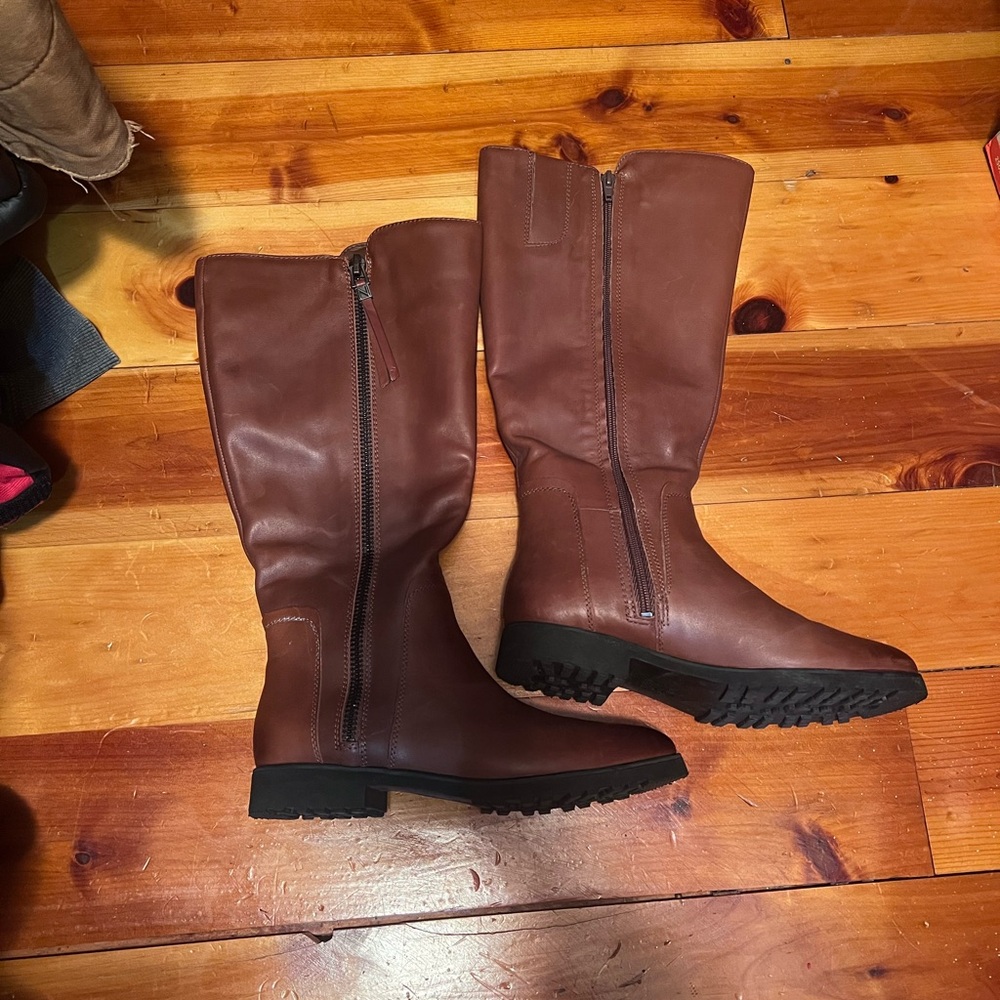 Naturalizer brown leather boots